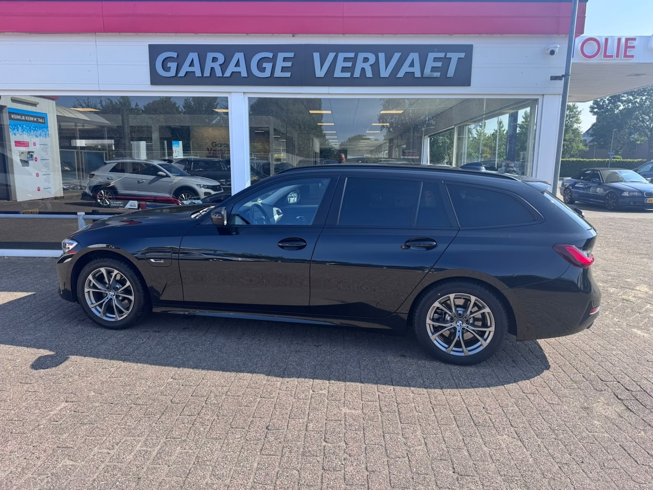 BMW 3-serie Touring - 320e High Executive 320e High Executive - AutoWereld.nl