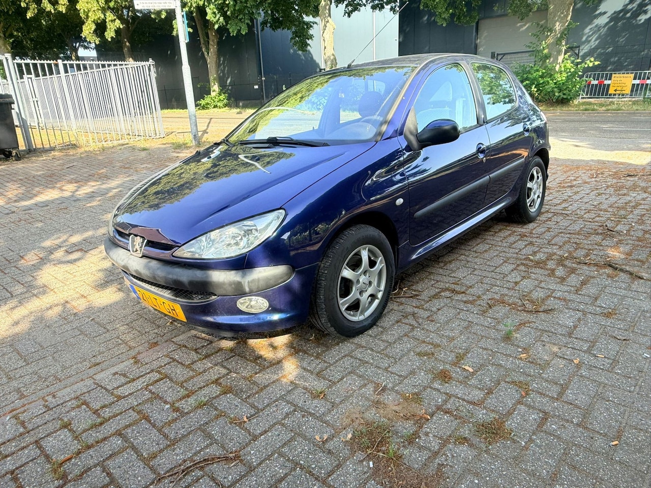 Peugeot 206 - 1.6 Benzine - Airco - APK 10-2026 - Rijdt goed - AutoWereld.nl