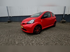 Toyota Aygo - 1.0-12V + Apple car play