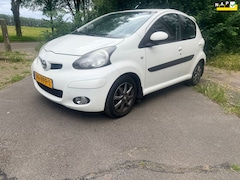 Toyota Aygo - 1.0 Benzine - Automaat - Airco - APK 03-2027