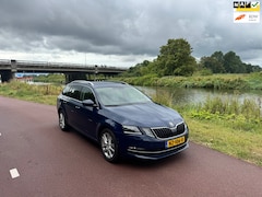 Skoda Octavia Combi - 1.4 TSI Style Business |Dis=V.V|Luxe|