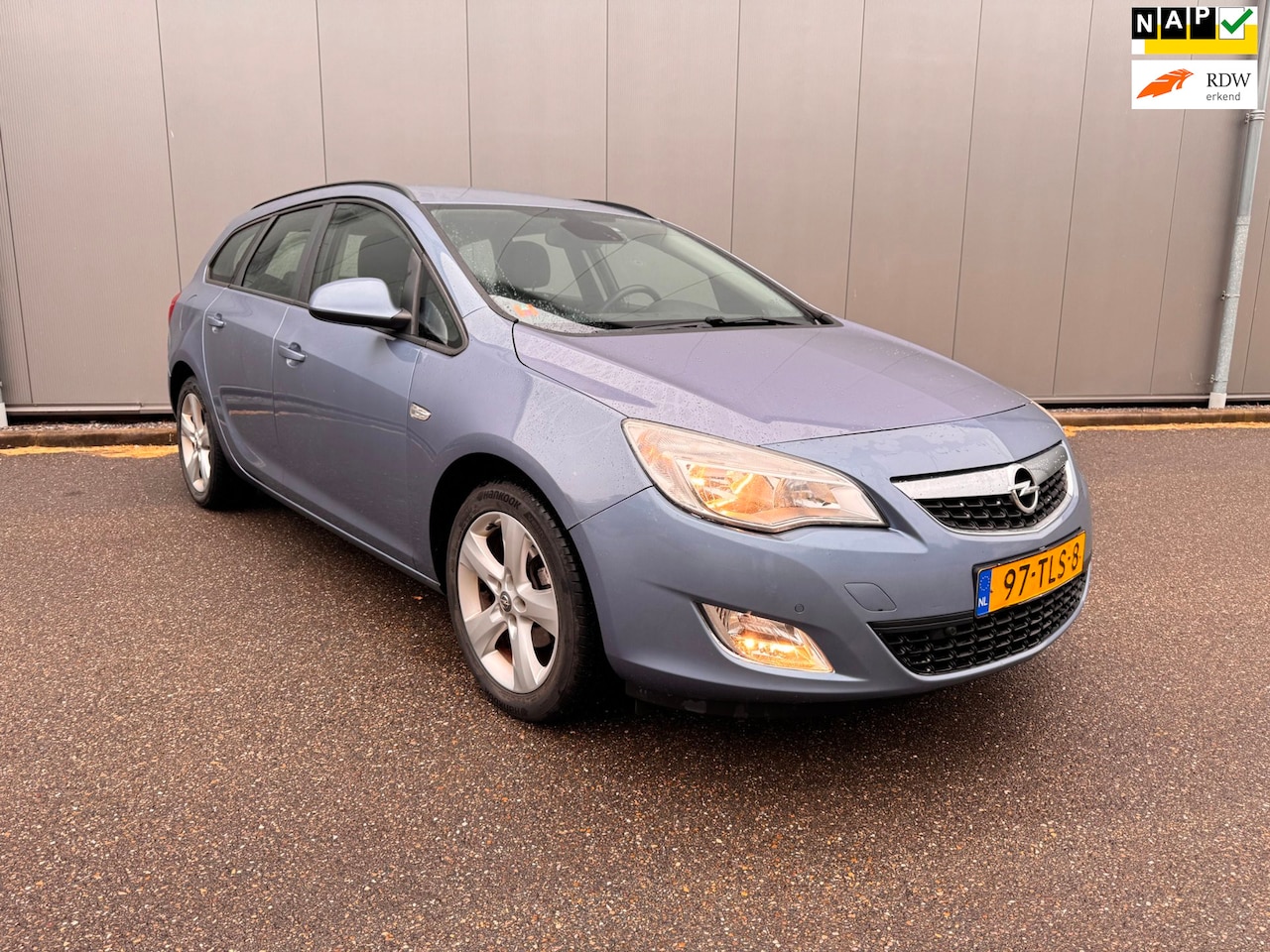 Opel Astra Sports Tourer - 1.4 Turbo Edition 1.4 Turbo Edition - AutoWereld.nl