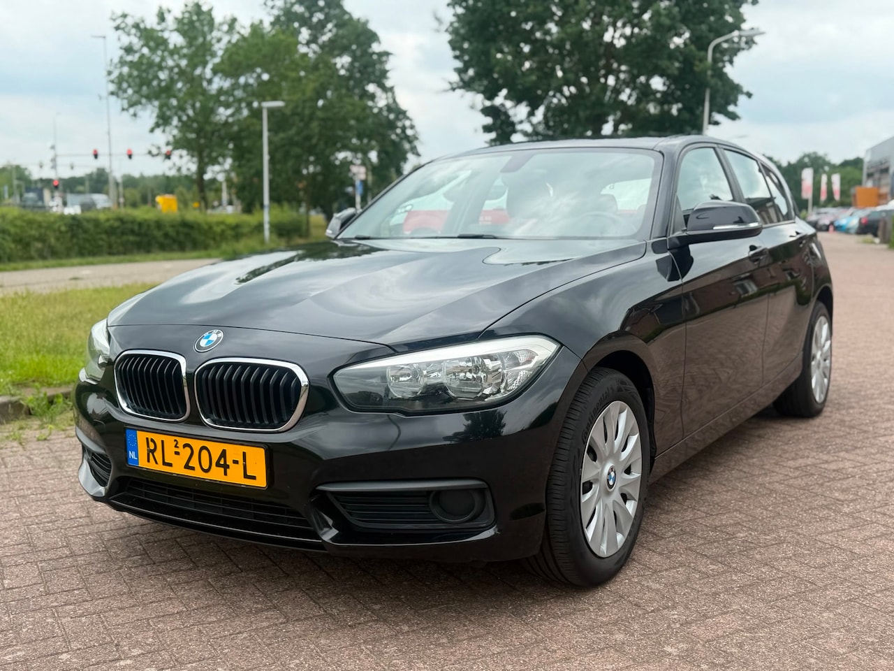 BMW 1-serie - 116i M Sport Edition - APK 06-2027 - Top staat - AutoWereld.nl