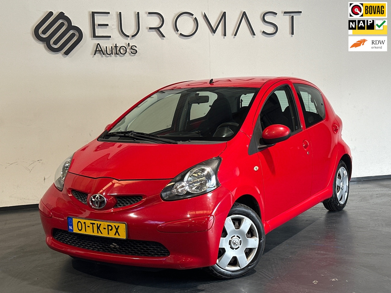 Toyota Aygo - 1.0-12V + Elektrische Ramen 5d Nieuwe Apk - AutoWereld.nl