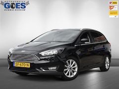 Ford Focus Wagon - 1.0 titanium/ winterpakket/ stuurverwarming