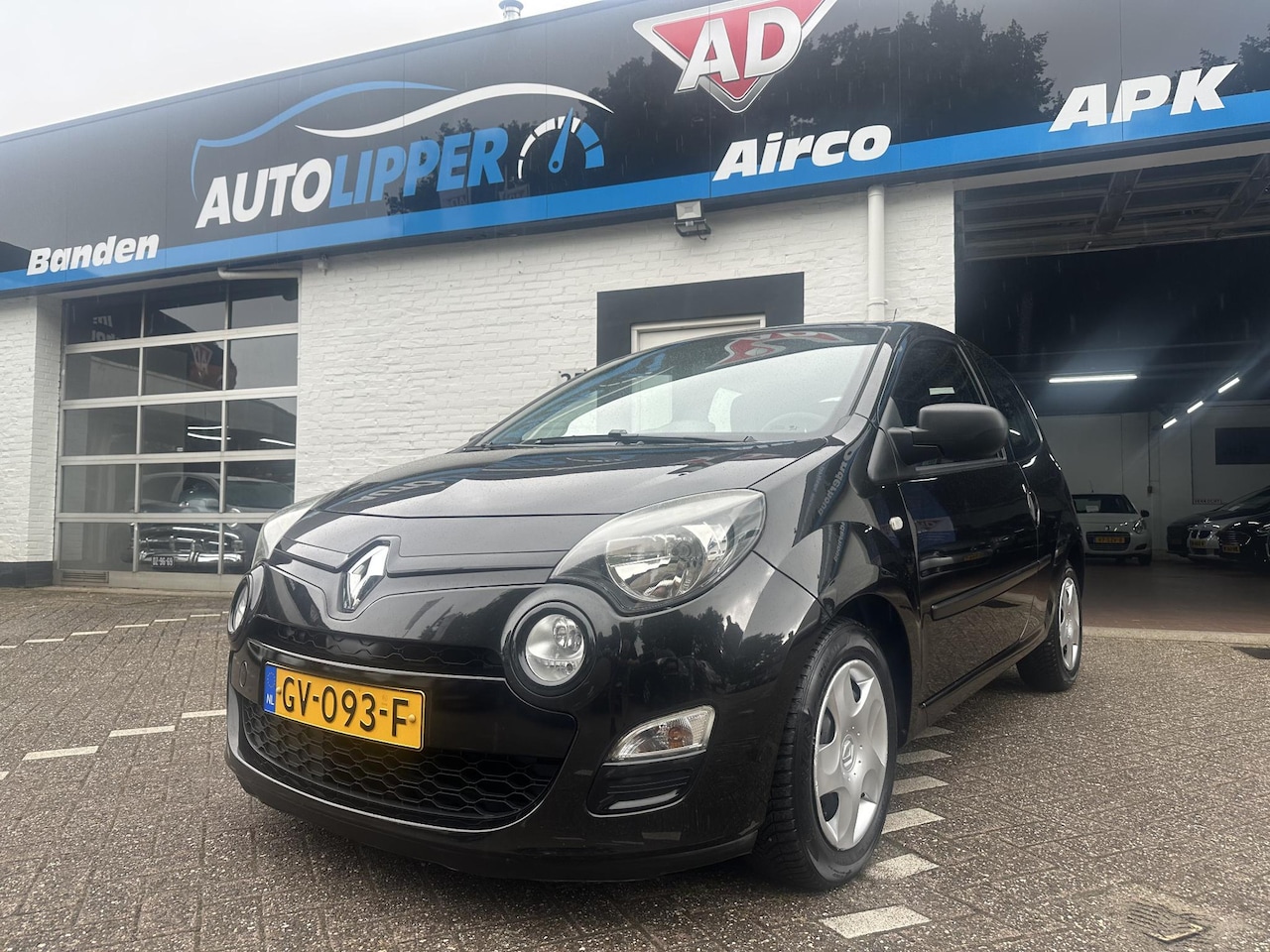 Renault Twingo - 1.2 16V Authentique /Airco/Nieuwe apk bij aflevering/All season banden - AutoWereld.nl
