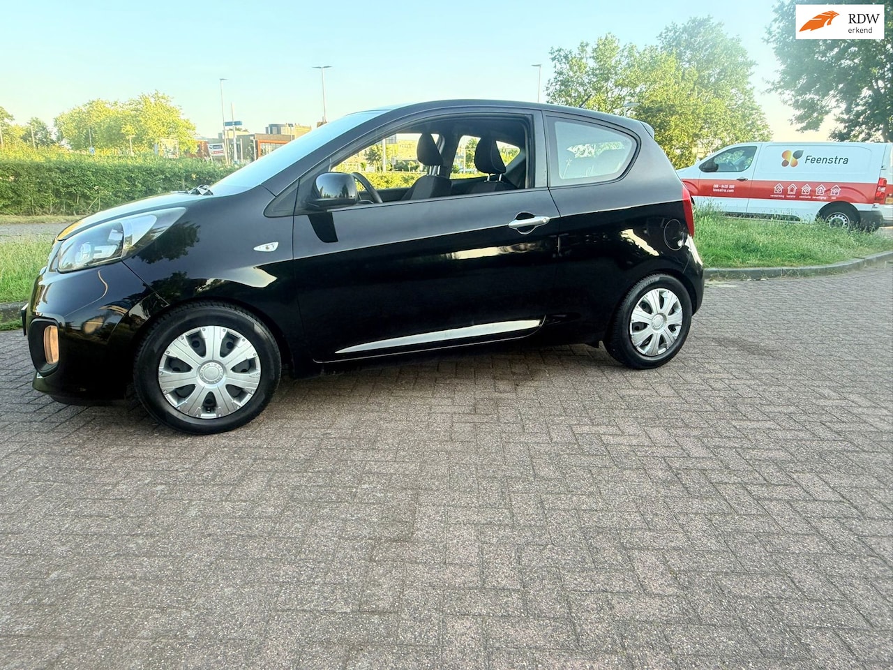 Kia Picanto - 1.0 CVVT R-SportbyKia- APK Juni 2027-trekhaak- - AutoWereld.nl
