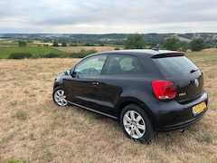 Volkswagen Polo - 1.2 TSI Highline Automaat | 105 PK | 5.3L/100KM