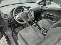 Opel Corsa - 1.2-16V Selection Boekjes