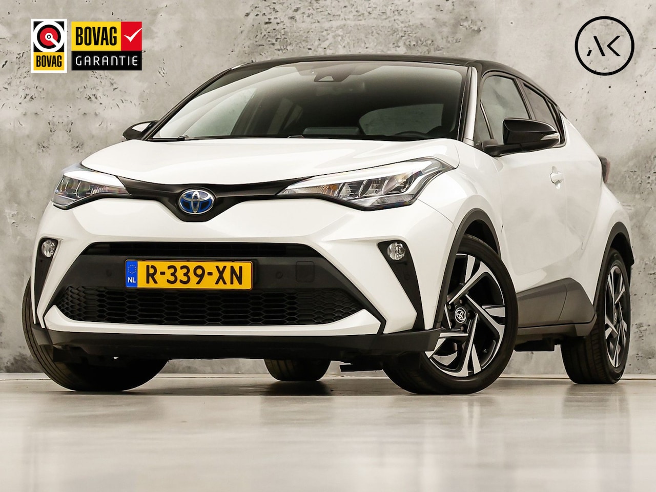 Toyota C-HR - 1.8 Hybrid Sport Automaat (GROOT NAVI, CLIMATE, CAMERA, STOELVERWARMING, SPORTSTOELEN, ADA - AutoWereld.nl