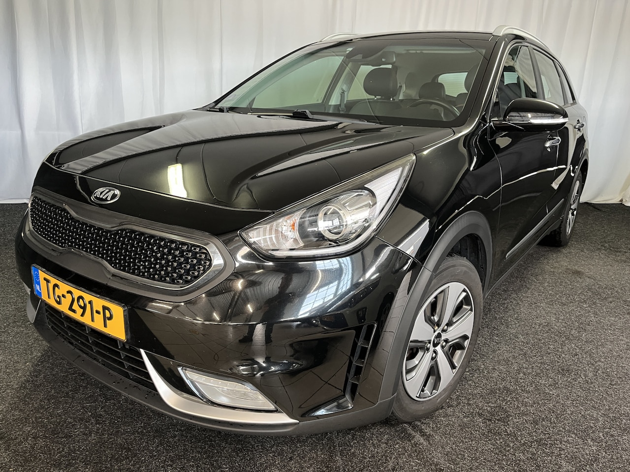 Kia Niro - 1.6 GDi Hybrid DynamicLine 1E EIGN/ECC/APPLE/CAMERA/CRUISE/PDC - AutoWereld.nl