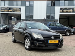 Opel Astra - 1.6 Essentia SPORT airco Luxe uitvoering
