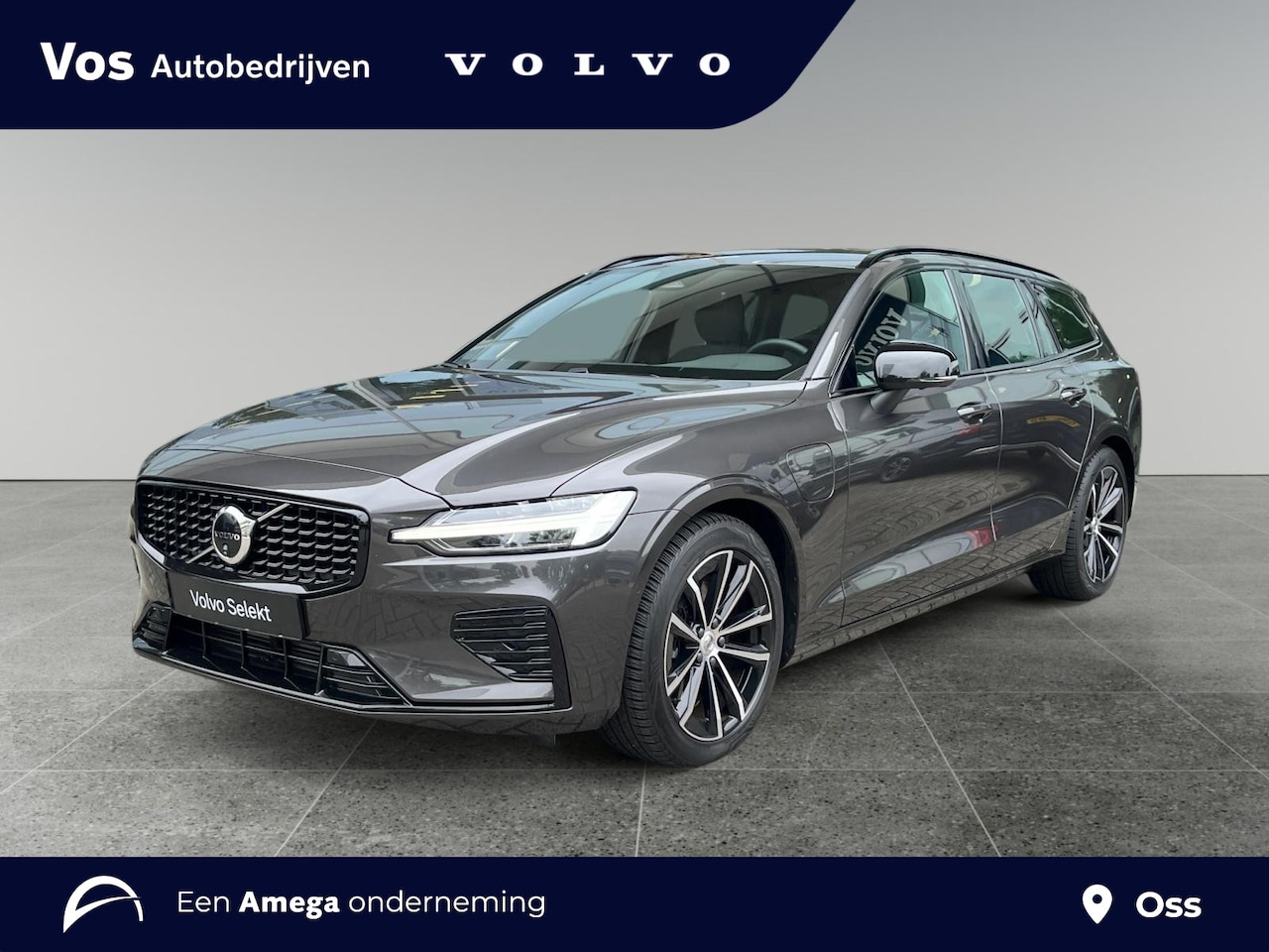 Volvo V60 - 2.0 T6 Plug-in hybrid AWD Plus Dark l Verwarmbare Voorruit l Trekhaak l 360 camera l - AutoWereld.nl