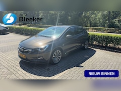 Opel Astra - 1.4 Innovation 150PK Ecc Cruise Leer Carplay LED