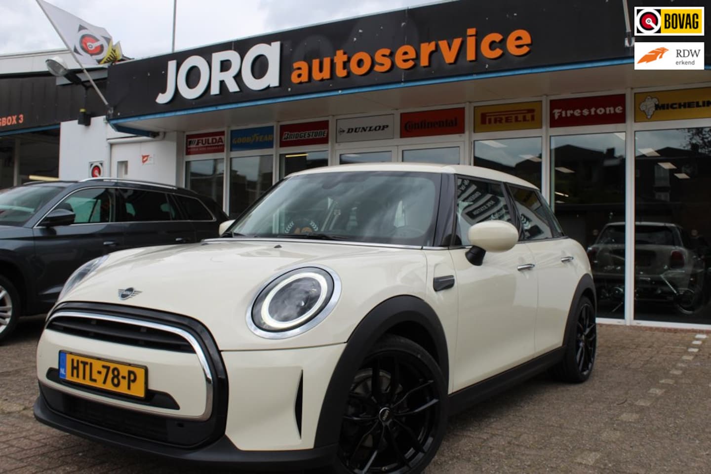 MINI John Cooper Works - Mini 1.5 One - AutoWereld.nl