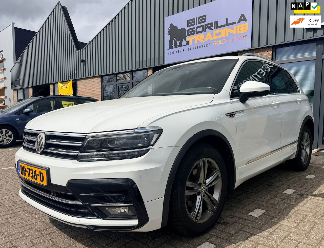 Volkswagen Tiguan - 1.4 TSI Comfortline Business R 1.4 TSI Comfortline Business R-Line - AutoWereld.nl