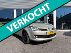 Renault Clio - 1.6-16V Initiale