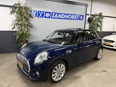 MINI 5-Deurs - 1.5 Cooper Business Led koplampen // Panodak