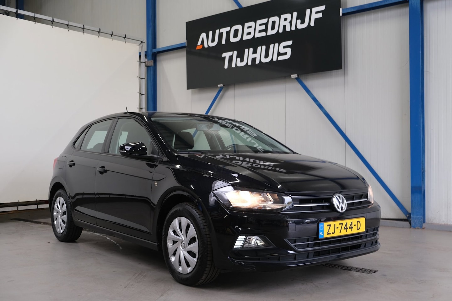 Volkswagen Polo - 1.0 Comfortline - N.A.P. Airco, Cruise, Carplay, Trekhaak. - AutoWereld.nl