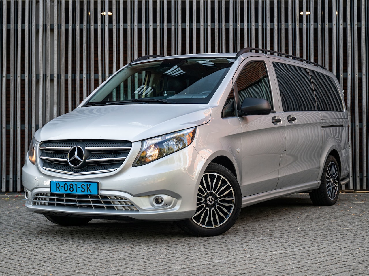 Mercedes-Benz Vito Tourer - 114 CDi 136pk AUT. 8-Pers. |EX BTW/BPM|Airco ACHTER|Leder|CruiseControl| - AutoWereld.nl