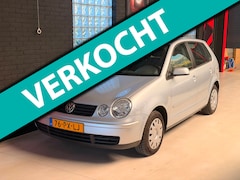 Volkswagen Polo - 1.4-16V Athene|5DRS|AIRCO|CRUISE|NAP|TREKHAAK