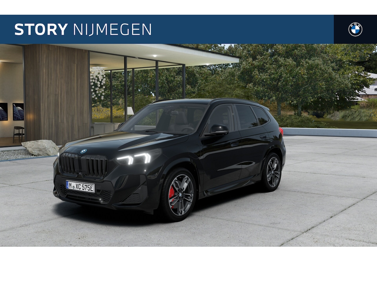 BMW X1 - xDrive25e M Sport Automaat / Panoramadak / Trekhaak / Sportstoelen / Achteruitrijcamera / - AutoWereld.nl