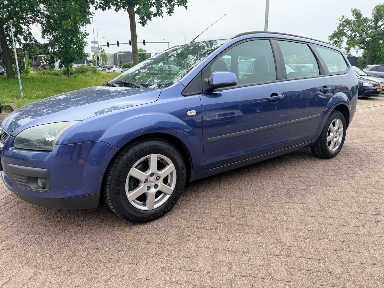 Ford Focus - 1.6 Benzine - APK 11-2026 - Airco - AutoWereld.nl