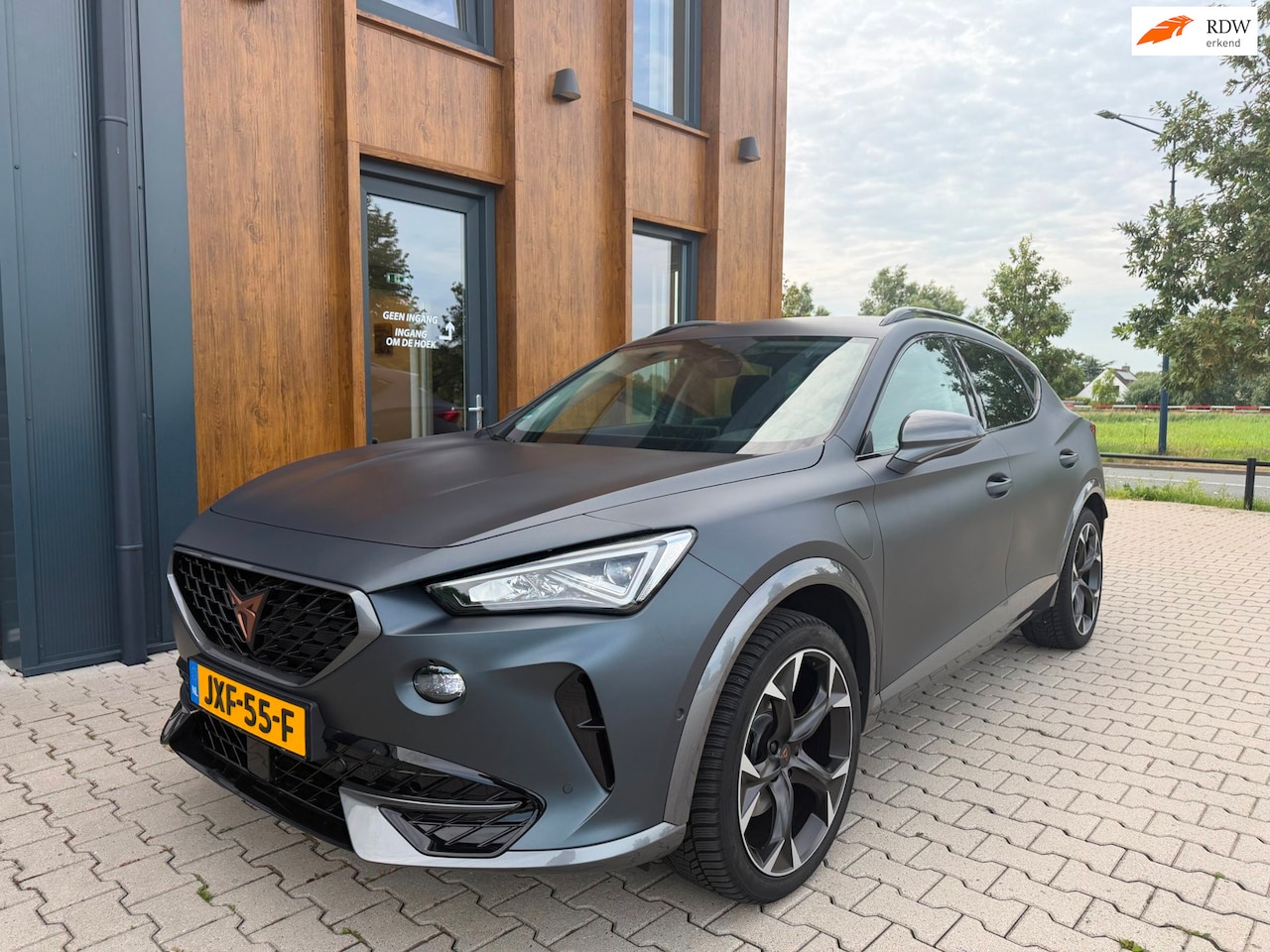 CUPRA Formentor - 1.4 e-Hybrid Performance l trekhaak l matte lak - AutoWereld.nl