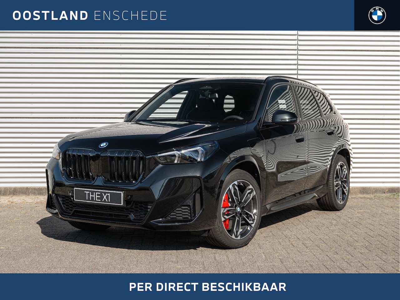 BMW X1 - xDrive25e M Sport Automaat / Panoramadak / Trekhaak / Sportstoelen  / Achteruitrijcamera / - AutoWereld.nl