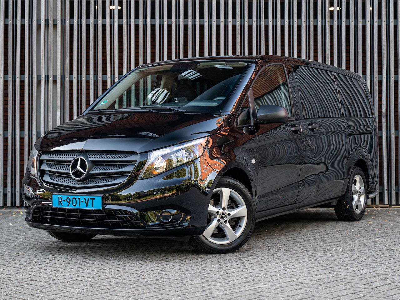 Mercedes-Benz Vito Tourer - 114 CDi 136pk AUT. 9-Pers. |EX BTW/BPM|Airco ACHTER|CruiseControl| - AutoWereld.nl