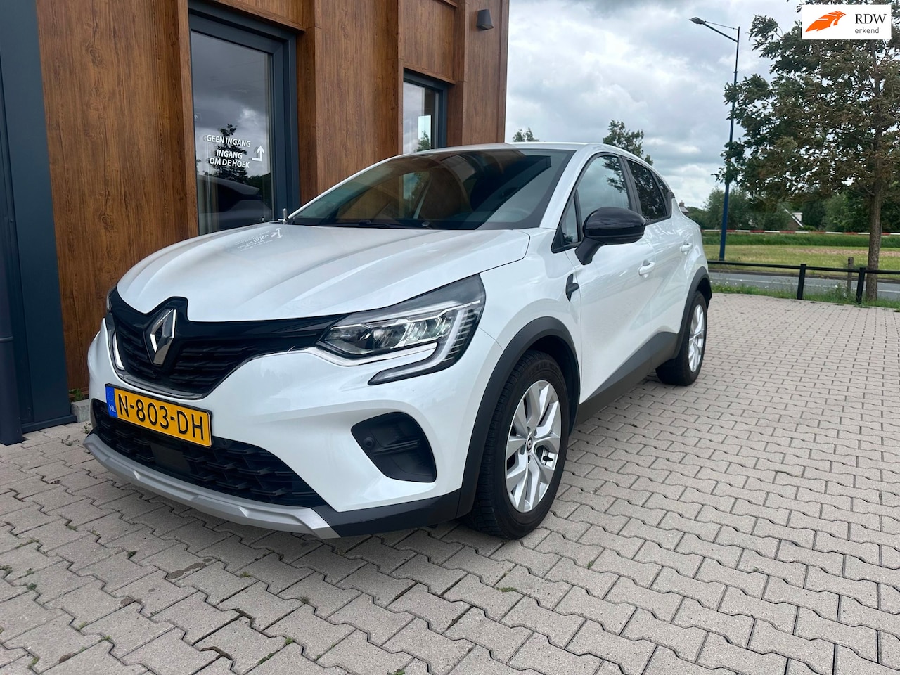 Renault Captur - 1.0 TCe 90 Business Zen l camera l keyless - AutoWereld.nl