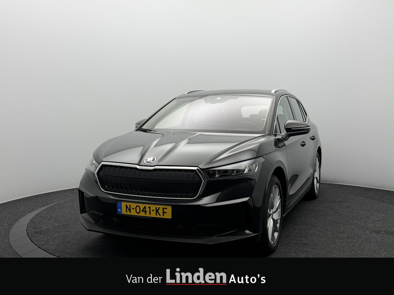 Skoda Enyaq iV - 60 SOH 93,2% | Trekhaak | Camera | Navigatie | Stoel/Stuurverwarming | Carplay&Android - AutoWereld.nl