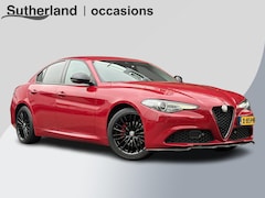 Alfa Romeo Giulia - 2.0T Super 200pk | Afn. Trekhaak | Stoel- & Stuurverwarming | Camera | Adaptive Cruise | W
