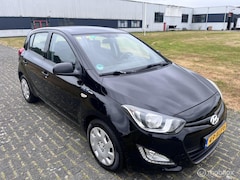 Hyundai i20 - 1.2i Business Edition Blue drive / Airco / APK /