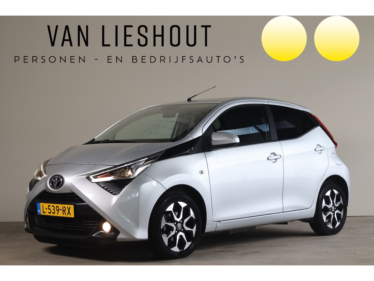 Toyota Aygo - 1.0 VVT-i x-joy - NL- Auto!! Apple I Camera I Cruise - AutoWereld.nl