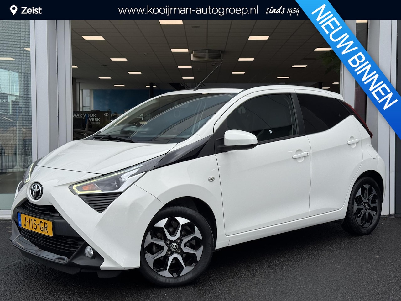 Toyota Aygo - 1.0 VVT-i x-joy cabrio 1.0 VVT-i x-joy cabrio - AutoWereld.nl
