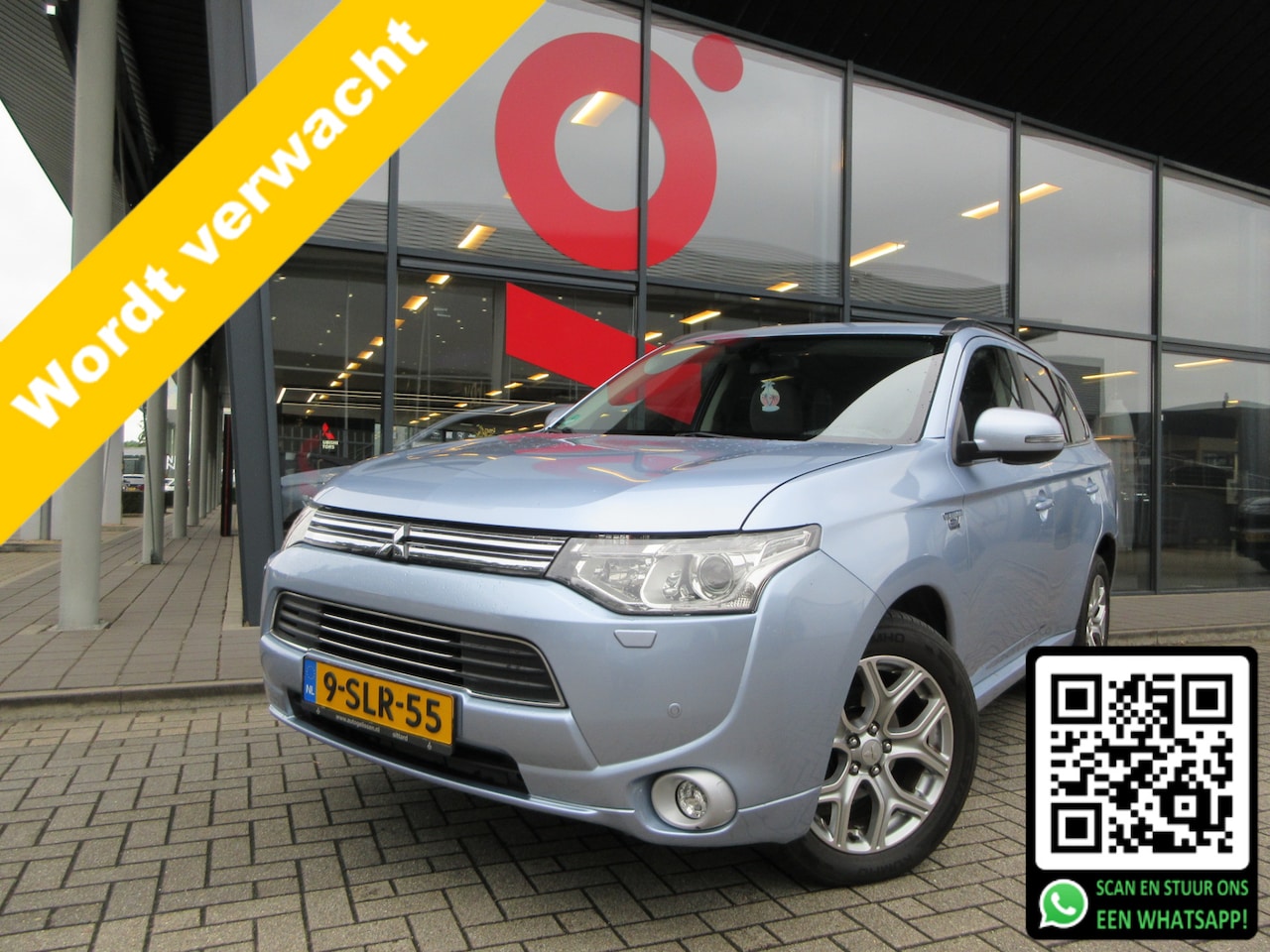Mitsubishi Outlander - 2.0 PHEV Instyle AUTOMAAT 203 PK 4W | TREKHAAK | DEALER ONDERHOUDEN | - AutoWereld.nl