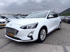Ford Focus - 1.0 EcoB. Tit. AUTOMAAT