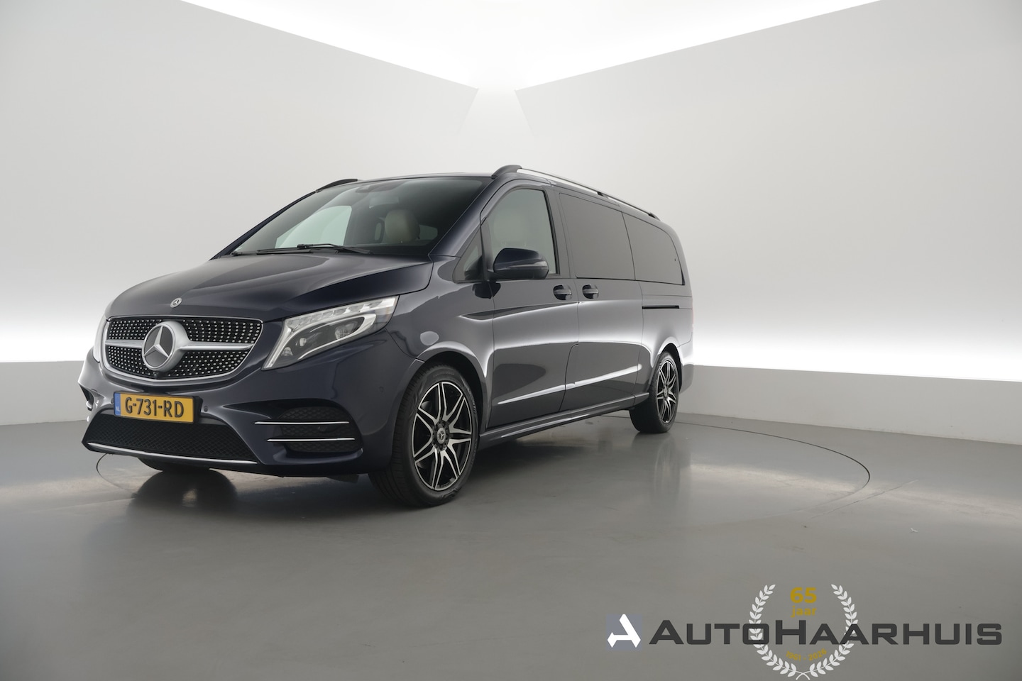 Mercedes-Benz V-klasse - 300d Extra Lang Avantgarde Edition 6pers. | 2x Elek. Schuifdeur | 360cam | Stoelventi. | M - AutoWereld.nl