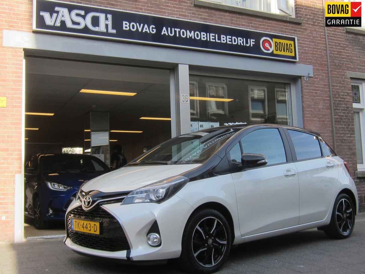 Toyota Yaris - 1.0 VVT-i Trend Bi-Tone All in prijs Bovaggarantie - AutoWereld.nl