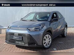 Toyota Aygo X - Hybrid 115 play € 1500 inruilpremie, Snel leverbaar