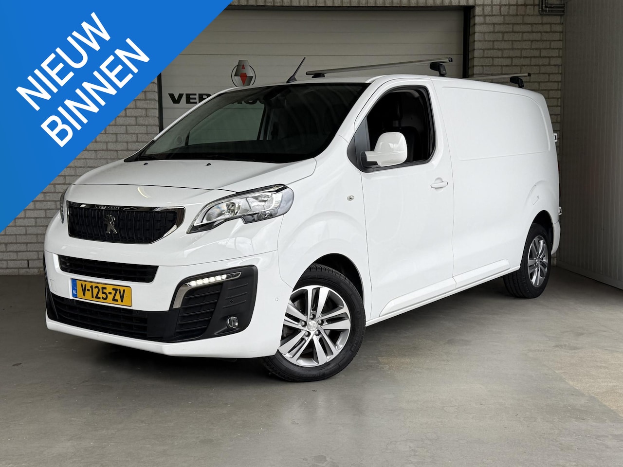 Peugeot Expert - 231S 2.0 BlueHDI 120 Premium Pack 231S 2.0 BlueHDI 120 Premium Pack - AutoWereld.nl