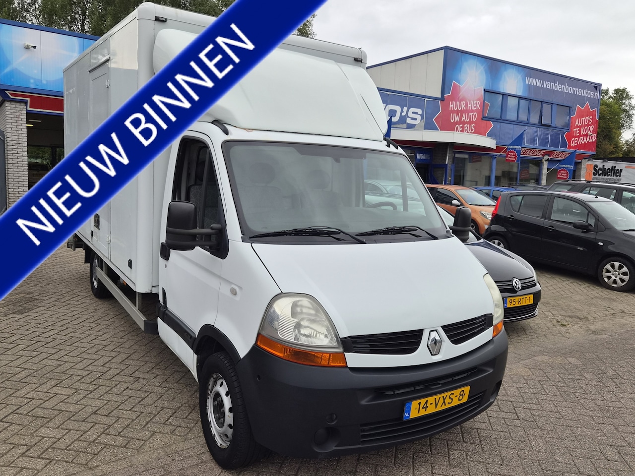 Renault Master - T35 2.5 dCi L3H2 APK tot 29-07-2027 - AutoWereld.nl