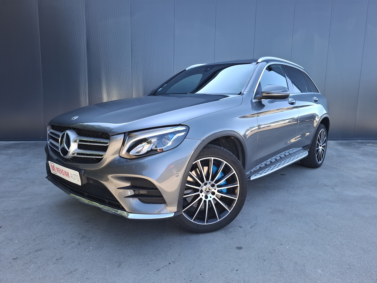 Mercedes-Benz GLC-klasse - 350e 4MATIC AMG CAMERA LEER LED NAVI CRUISE ECC TREKHAAK - AutoWereld.nl