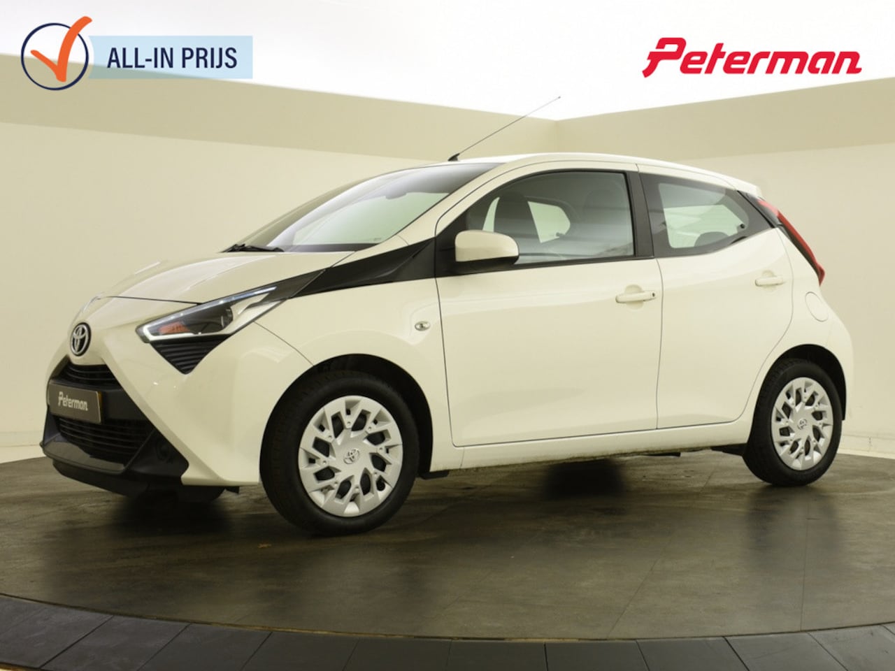 Toyota Aygo - 1.0 VVT-i x-play | Carplay | Camera | Airco - AutoWereld.nl