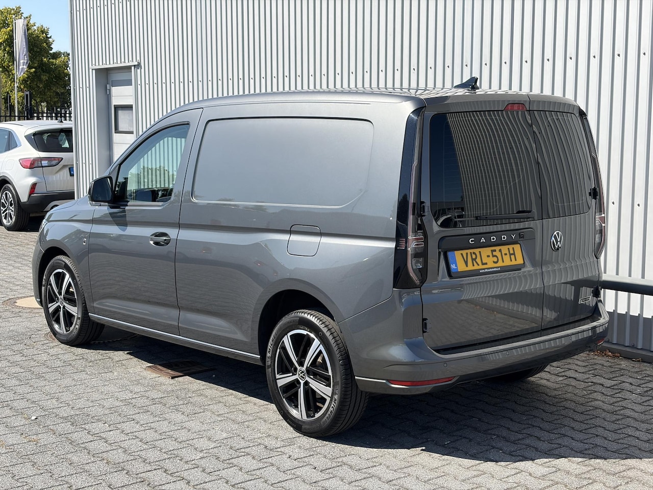 Volkswagen Caddy - 2.0 TDI*75 EDITION*LED*CAM*LEER*DIGI DASH*CARPLAY* - AutoWereld.nl