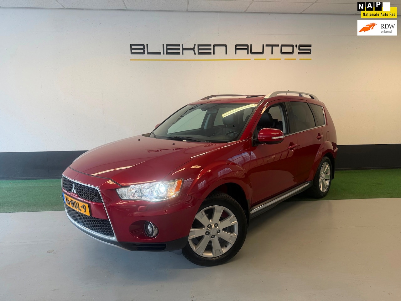 Mitsubishi Outlander - 2.4 Instyle 7-pers - AutoWereld.nl