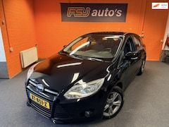 Ford Focus - 1.0 ECOBOOST / 5 DEURS / TITANIUM / VELE OPTIES