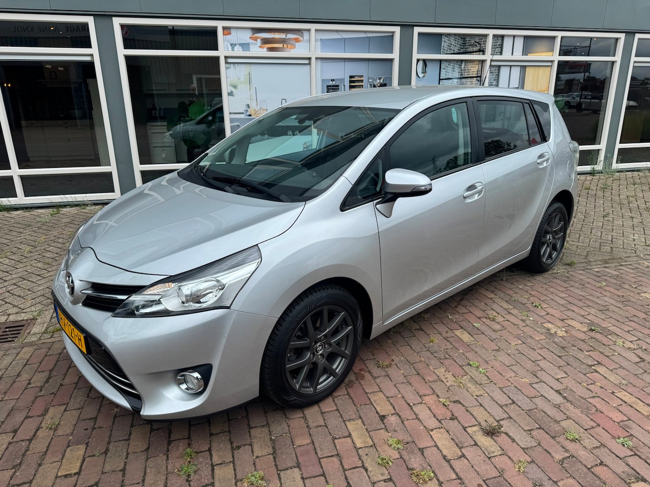Toyota Verso - 1.8 VVT-i Business 1.8 VVT-i Business - AutoWereld.nl