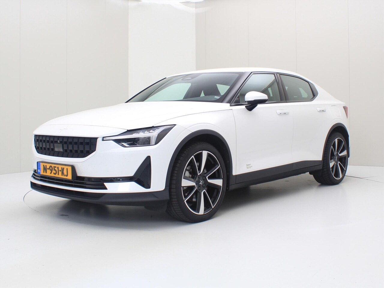 Polestar 2 - Long Range Single Motor 231PK 92.1% SoH [ TREKHAAK+20 INCH+CARPLAY+STOELVERWARMING ] - AutoWereld.nl